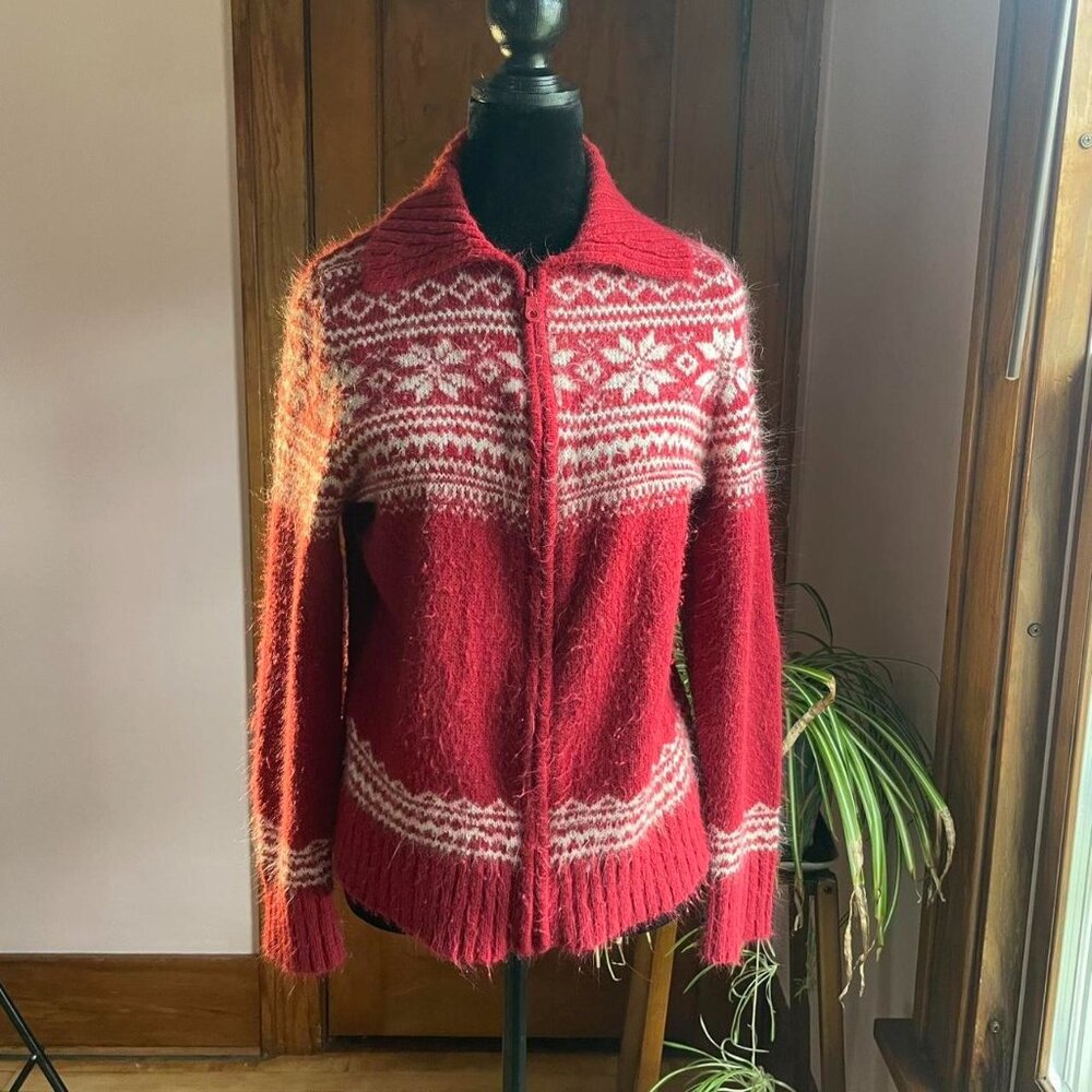 Vintage 90s St. John’s Bay Fair Isle Sweater Fuzzy Red Snowflake Knit Christmas